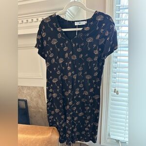 Black Floral V-Neck Midi Dress with Short Sleeves
